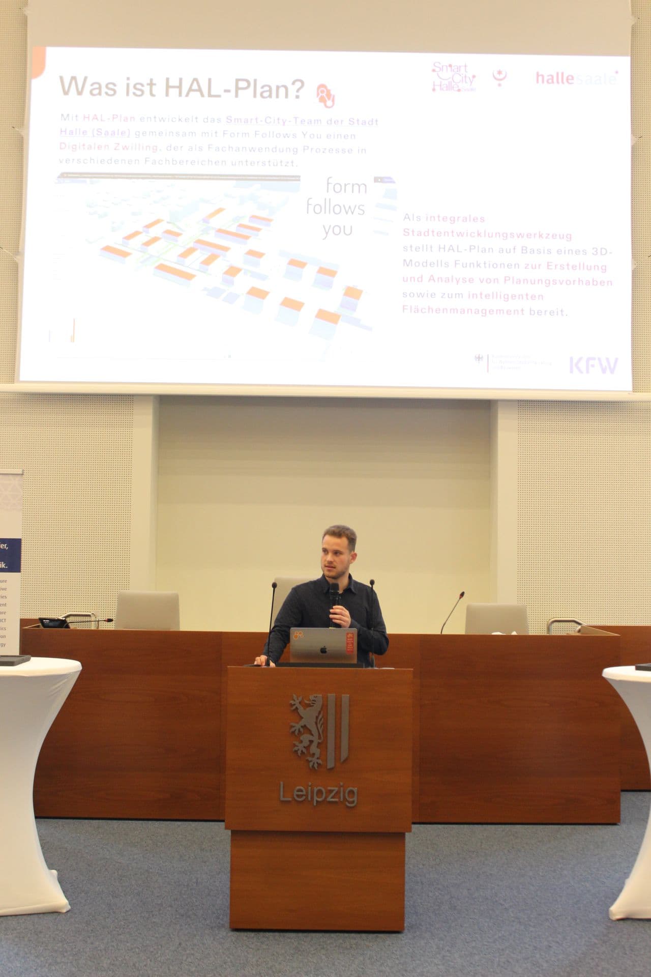 Albert Steinbach auf der Data Week in Leipzig